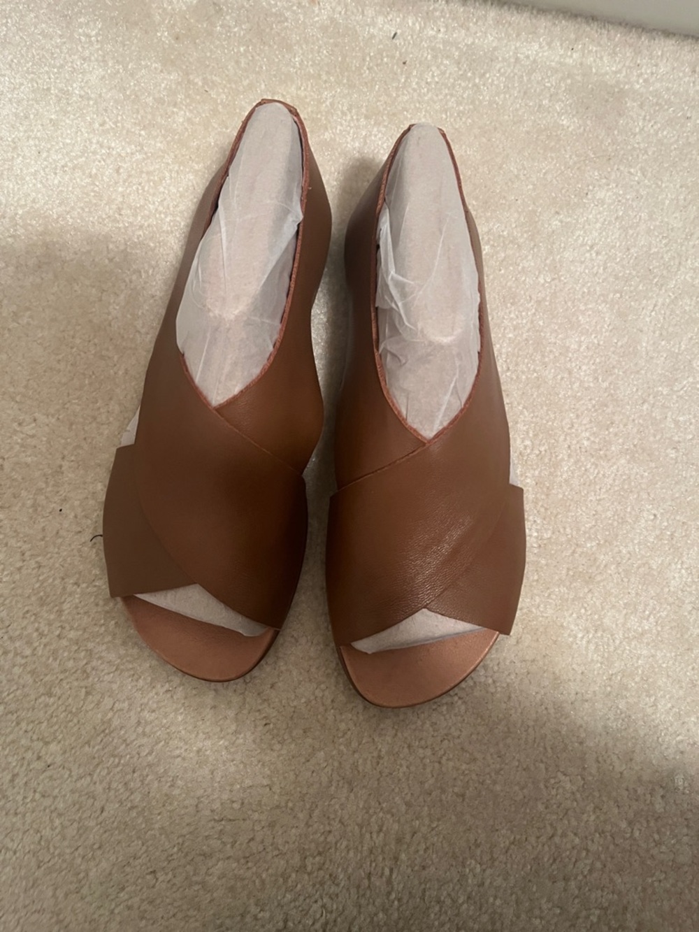 NWOB Gentle Souls by Kenneth Cole Laniey Stretch sandals- brown leather 7.5 m